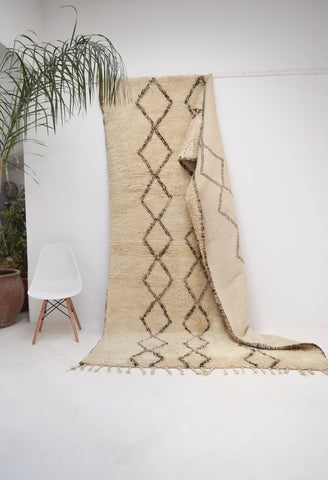 Vintage BENI OURAIN Rug Plush Wool Berber Rug