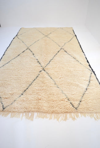 Vintage BENI OURAIN Rug Plush Berber Rug