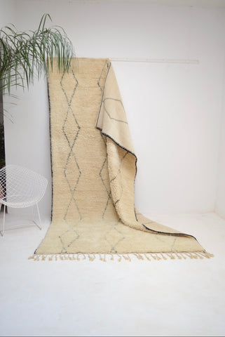 Vintage BENI OURAIN Rug Plush Wool Diamond Rug