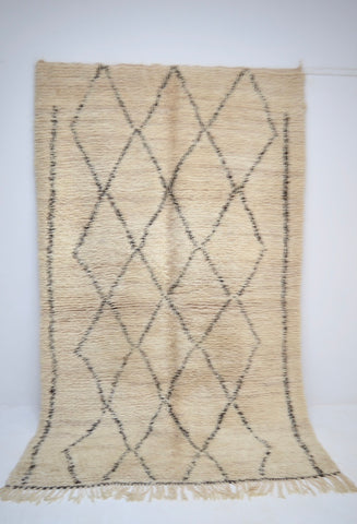 Vintage BENI OURAIN Rug Plush Wool Berber Rug