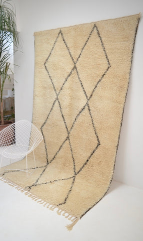 Vintage Beni Ourain Rug 5’10” x 10 FT 4 inches