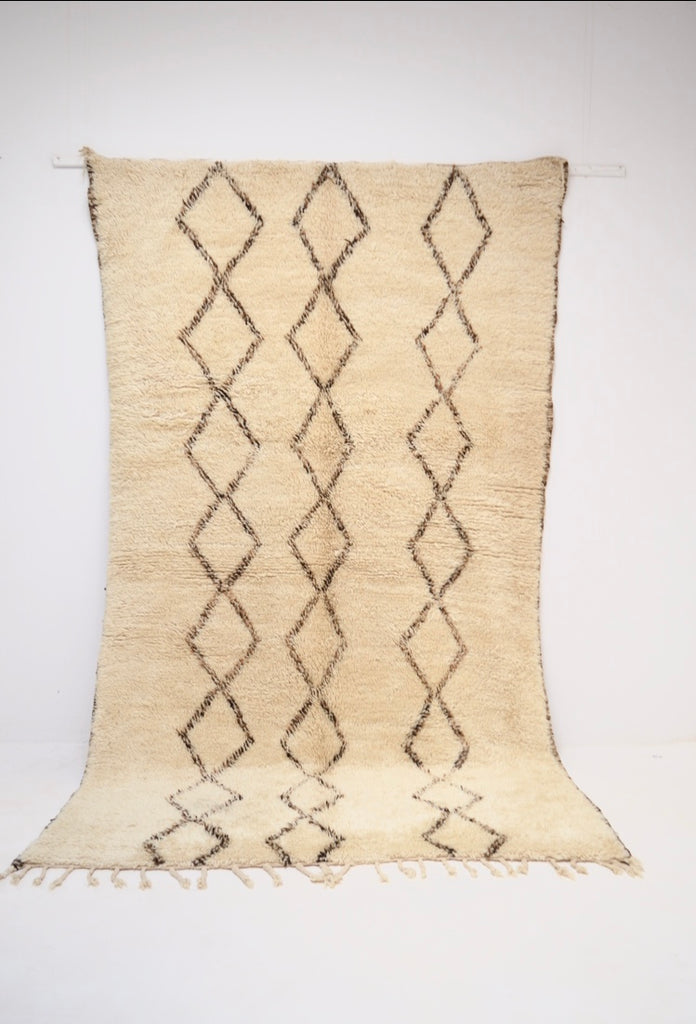 Vintage BENI OURAIN Rug Plush Wool Berber Rug