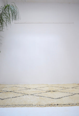 Vintage Beni Ourain Rug Handwoven Plush Wool Rug BQ1773