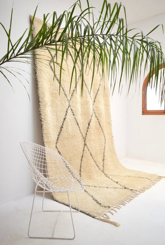 Vintage Beni Ourain Rug 5’10” x 10 FT 4 inches BQ1883