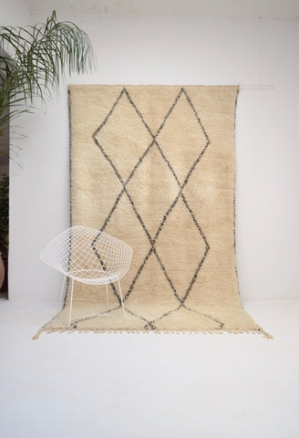 Vintage Beni Ourain Rug 5’10” x 10 FT 4 inches