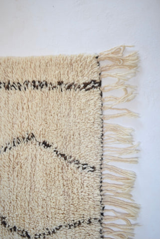 Vintage BENI OURAIN Rug Plush Wool Berber Rug