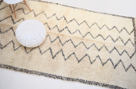 Vintage BENI OURAIN Rug Plush Berber Wool Rug