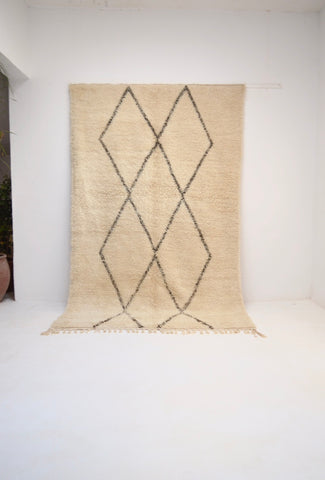 Vintage Beni Ourain Rug Plush Wool Berber Rug
