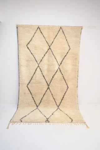 Vintage Beni Ourain Rug 5’10” x 10 FT 4 inches