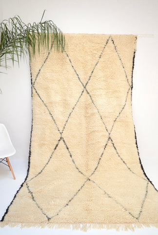 Vintage BENI OURAIN Rug Plush Berber Rug BQ1778