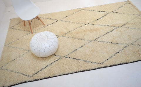 Vintage BENI OURAIN Plush Moroccan Rug 5'9" x 11'1" Lozenge