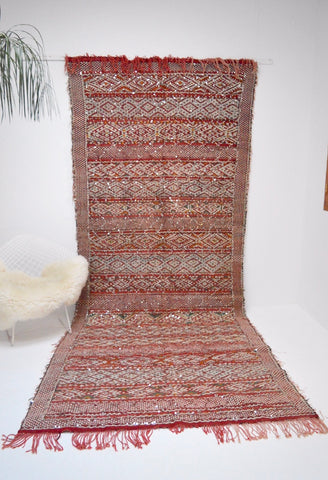 Kings Palace - Vintage Moroccan kilim Berber Rug