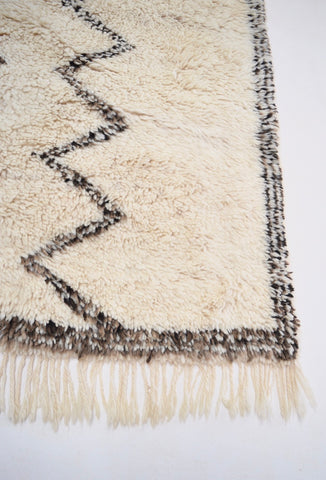 Vintage BENI OURAIN Rug Plush Berber Wool Rug