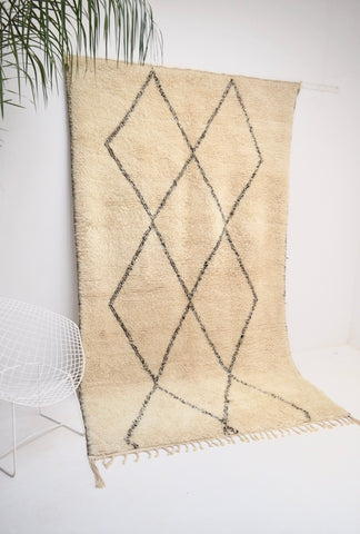 Vintage Beni Ourain Rug 5’10” x 10 FT 4 inches