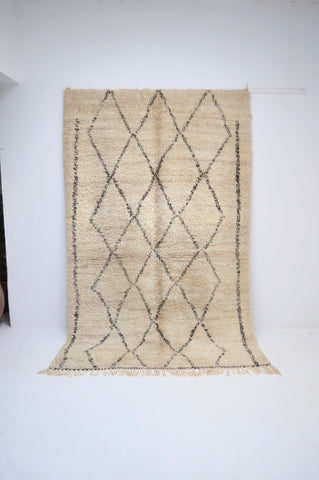 Vintage BENI OURAIN Rug Plush Wool Berber Rug